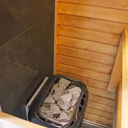 Hallantytaer B3 Paritalo By Interhome